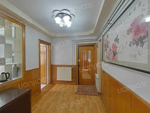 整租·延安三路（市北） 2室1厅 东/南/西