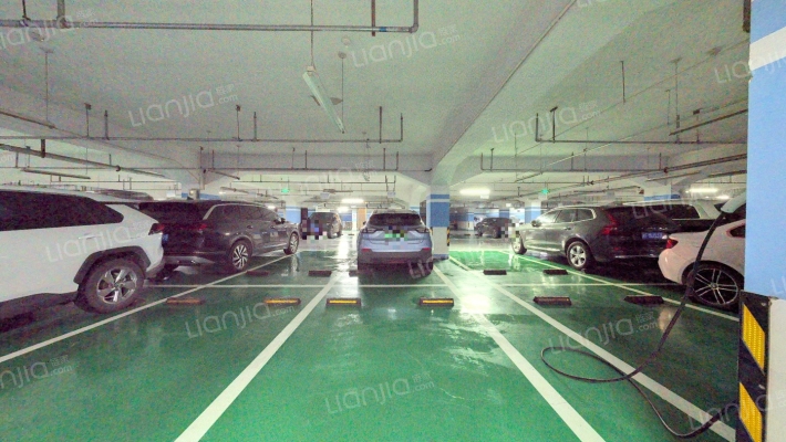 山语城三区二手房实景图