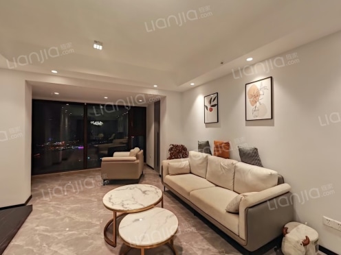 整租·长嘉汇五期 4室2厅 东/西南/东北