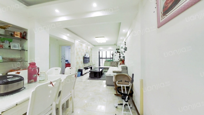 香槟水郡二手房实景图