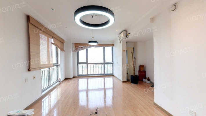 龙湖水晶星座二手房实景图