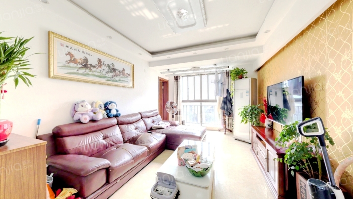 新城昱翠湾二手房实景图