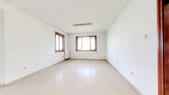 清和园二手房实景图