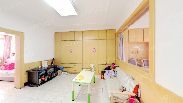 统计局宿舍二手房实景图