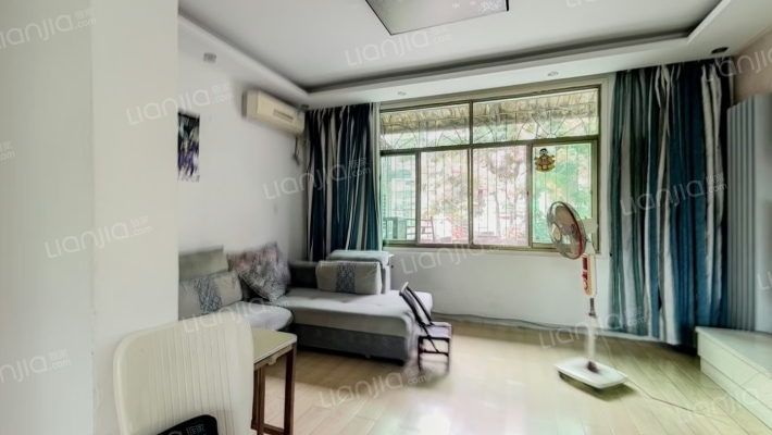 吉首市第七初级中学教舍二手房实景图