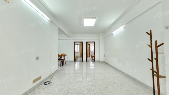 电子工业总公司住宅区二手房实景图