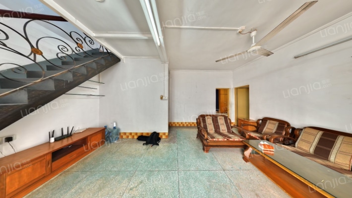 横江二路沿街二手房实景图