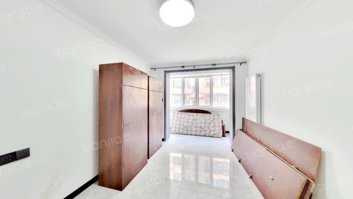 银隆花苑二手房实景图