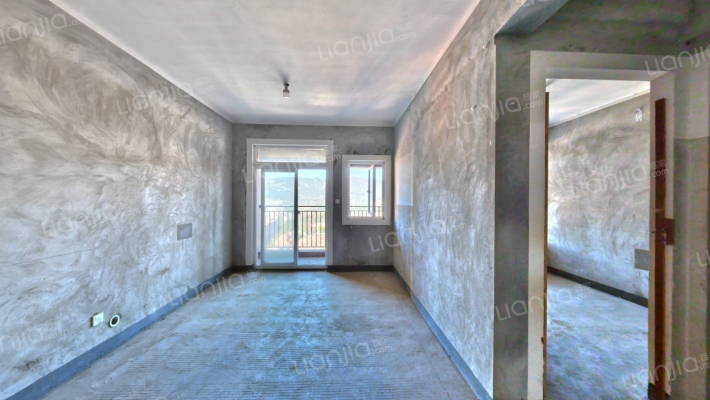 铂爵郡一期二手房实景图