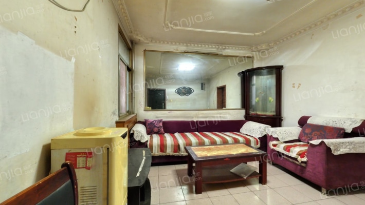 群华里二手房实景图