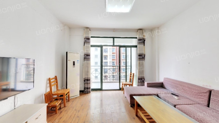 龙城.天居园二手房实景图