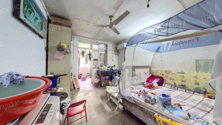 陕建机第四社区二手房实景图