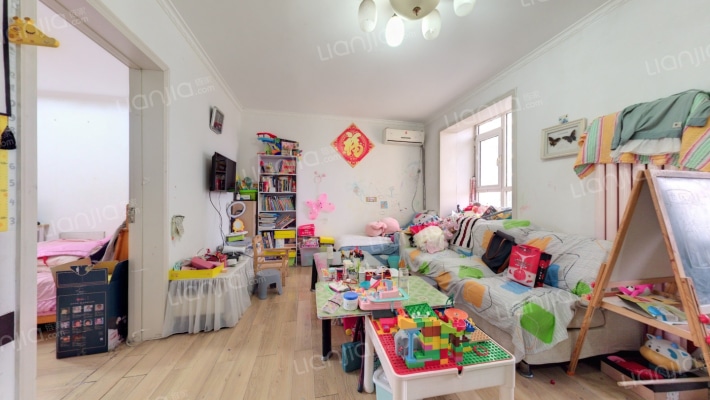 雁山世纪二手房实景图