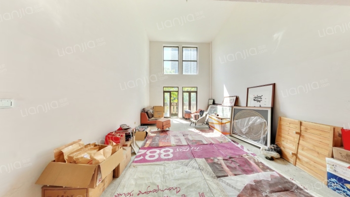 保利中央峰景二手房实景图