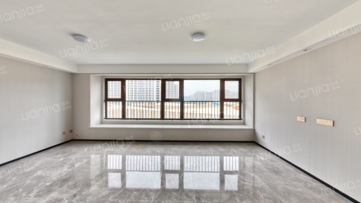 雪山万科城A13区云湾园二手房实景图