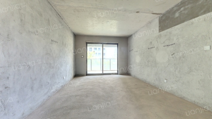 新城明昱东方一期B区二手房实景图