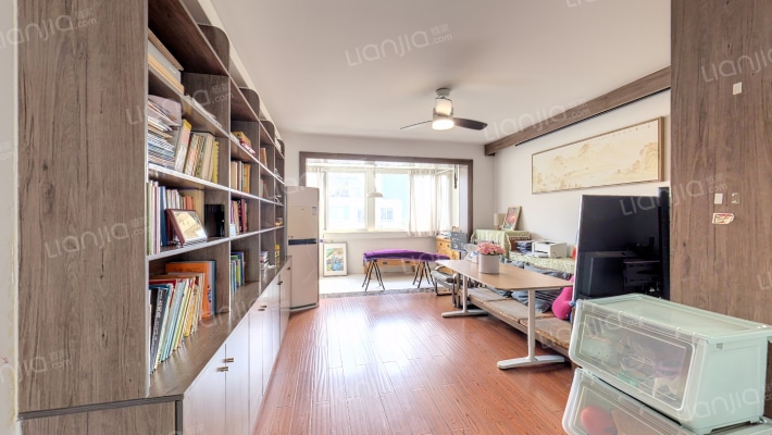 明辰紫月东区二手房实景图