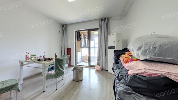 融创臻园二手房实景图