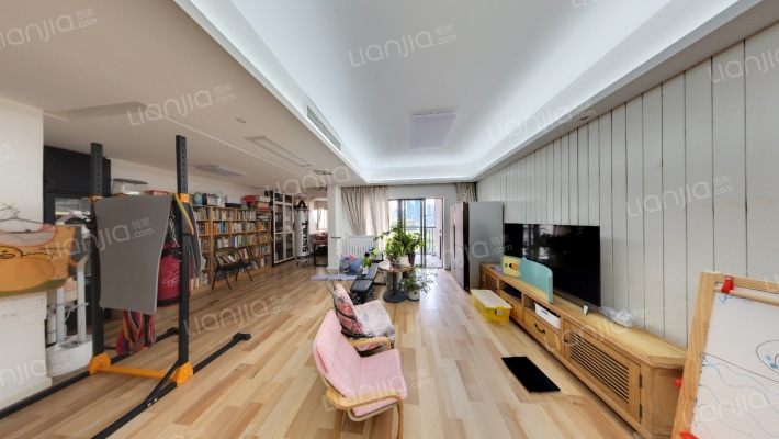 保利高尔夫华庭二手房实景图