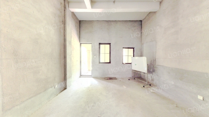 绿色港湾达利庄园二手房实景图