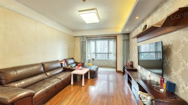 万科城二期二手房实景图