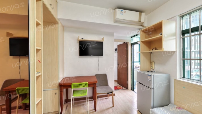 兰埔花园二手房实景图