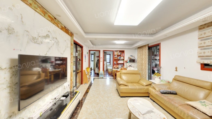 德信中外公寓二手房实景图