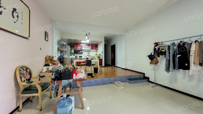 万辉星城蔷薇堡二手房实景图