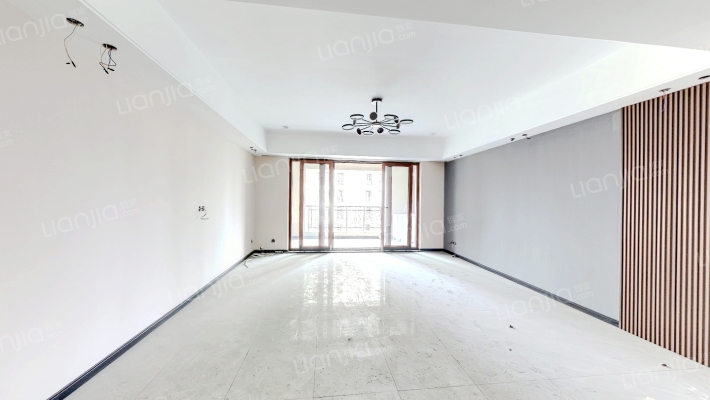 置信原墅二手房实景图