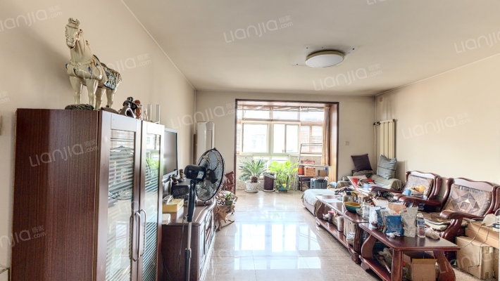 巨福新园二手房实景图