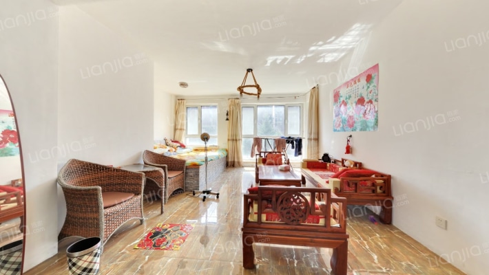 一方天鹅湖二手房实景图