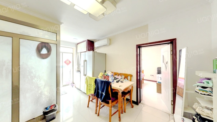 香柏路二手房实景图