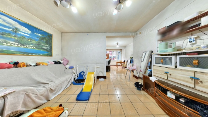 油建新区二手房实景图