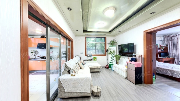 庆余新村二手房实景图