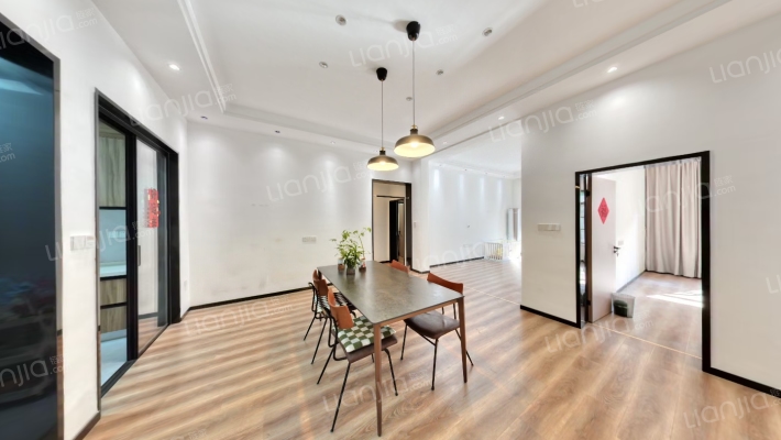 山湾水榭二手房实景图