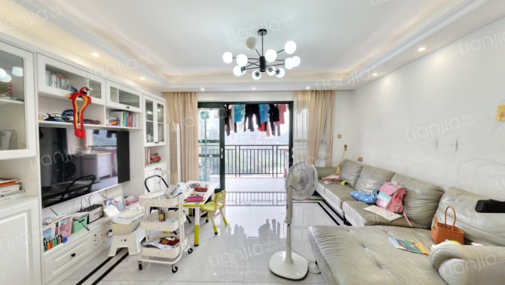 富盈山水华庭二手房实景图