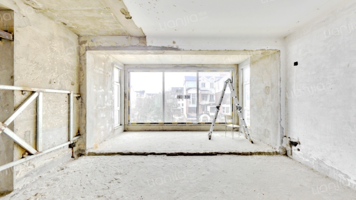 香格蔚蓝B区二手房实景图