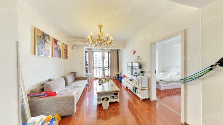 美城悦荣府二手房实景图