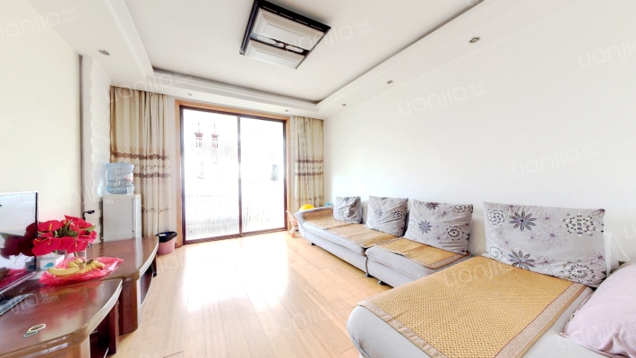 美兰花园二手房实景图