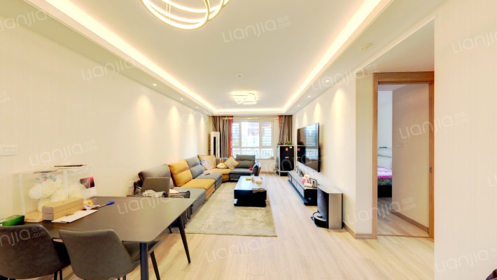 万科千山府二手房实景图