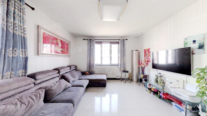 八里坊南区二手房实景图