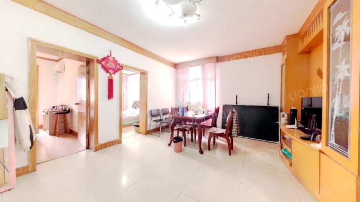 安居苑D区二手房实景图