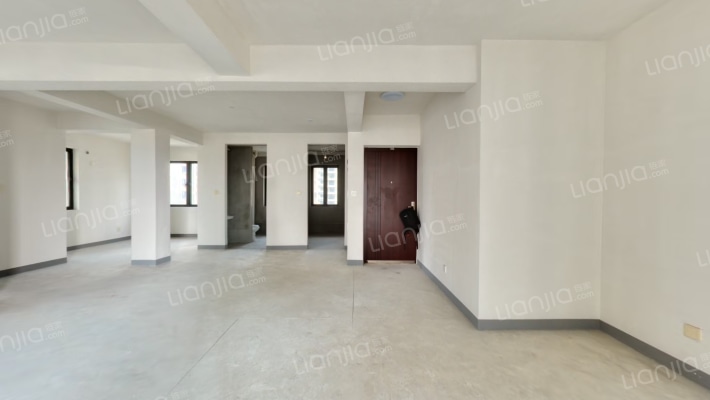 项隘馨园二手房实景图