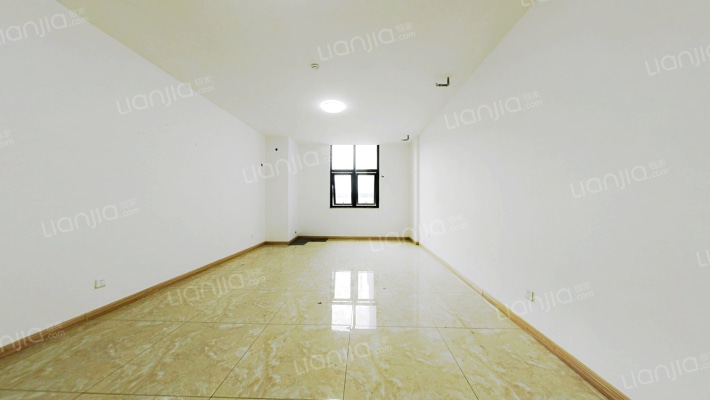 万丽国际广场二手房实景图