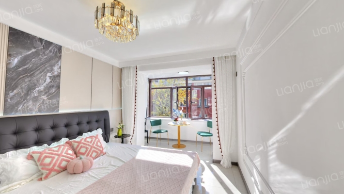 滑翔西社区二手房实景图