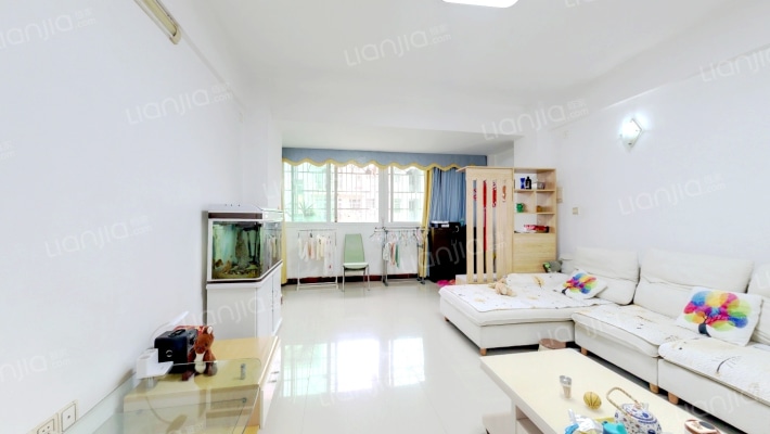 青云公寓二手房实景图