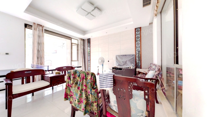 玖园二手房实景图