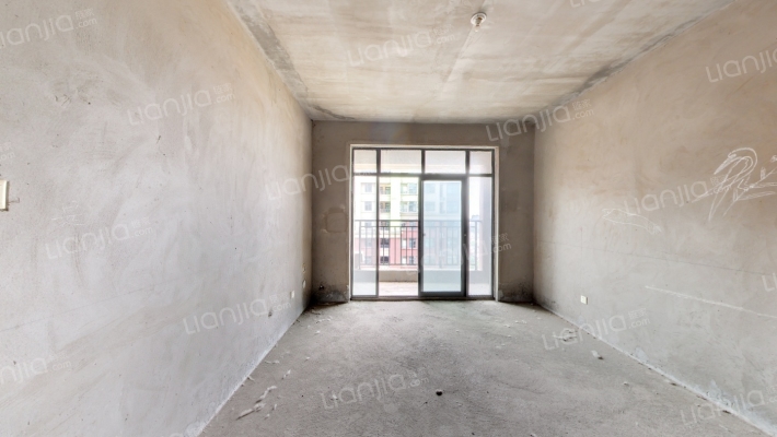 德丰麦卡伦二手房实景图