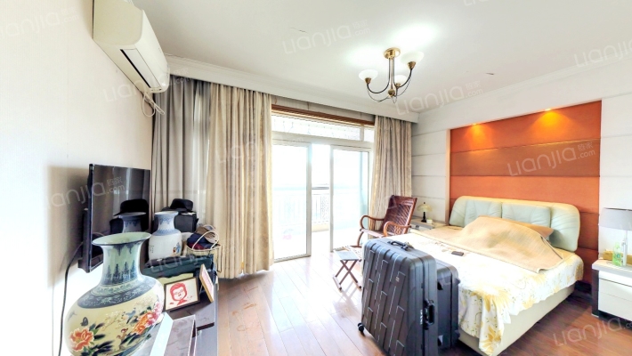 乾鸿苑二手房实景图