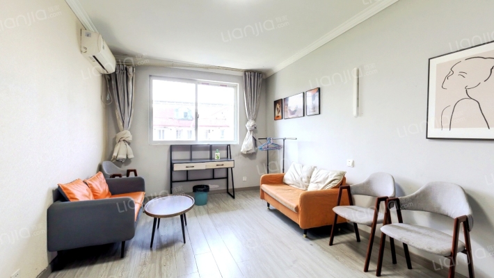 绿川新苑二手房实景图